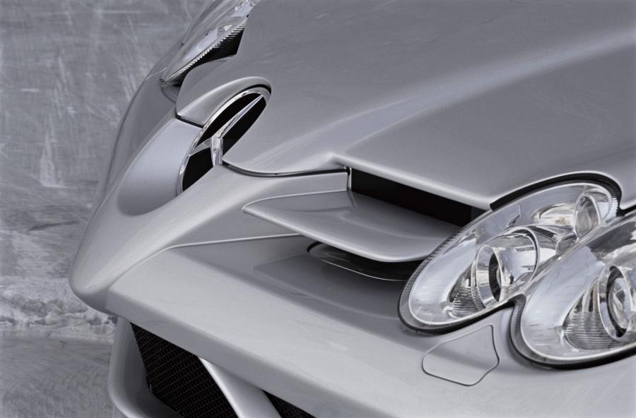  Mercedes-Benz SLR McLaren 2003 года  (фото 258 из 319)